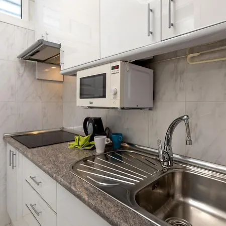 222 Olympia Apartment